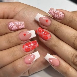 Square Valentine’s Day Press on Nails Medium Fake Nails Acrylic Glue on Nails Short French Tip False Nails with Heart Designs Full Cover Stick on Nails Valentine’s Day Glossy Nails for Women