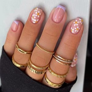 IMSOHOT 24Pcs Glossy Flower Design Short Square French Artificial Nails
