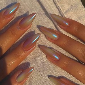 Press on Nails Medium Stiletto Fake Nails with Nude Chrome Y2K Aurora Glamorous Metallic Designs Full Cover Acrylic Almond False Nails Set Glue on Nails Stick on Nails for Women Manicure 24Pcs