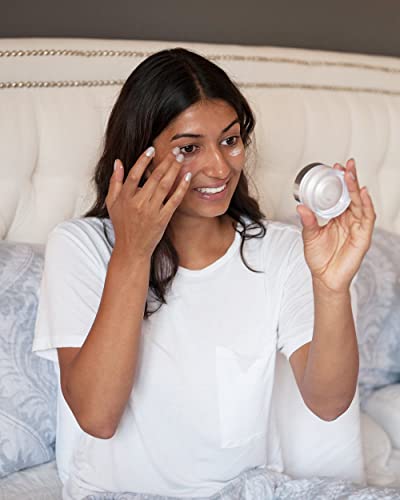 Vasanti Eye Wonder Triple Action Eye Cream 20ml for Dark Circles and Puffiness - Image 2