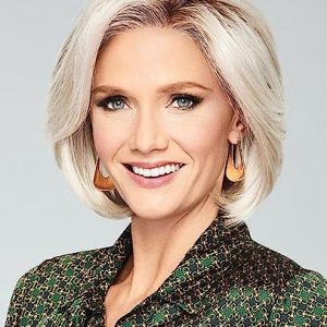 Fencca Short Ombre Platinum Blonde Bob Wigs for Women Chin Length Synthetic Wig Layered Bobo