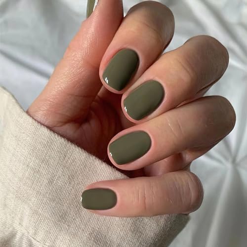 Green Press on Nails Short Round Fake Nails Glossy Acrylic Artificial Glue on Nails Solid Color Full Cover Glue on Nails Reusable Natural False Nails for Women Girls Nail Art Accessories 24Pcs