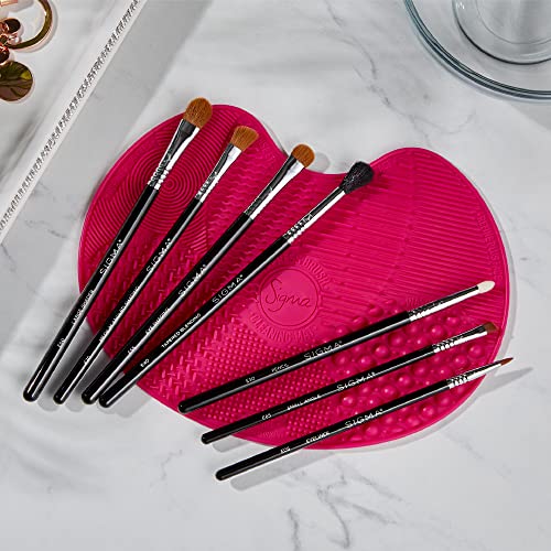 Sigma Beauty Basic Eye Makeup Brush Set – Classic Eye Makeup Brushes with Premium Fibers and Sleek, Durable Handles for Eyeliner, Eyeshadow, & Eyebrows, Includes 7 Black Makeup Brushes - Image 4