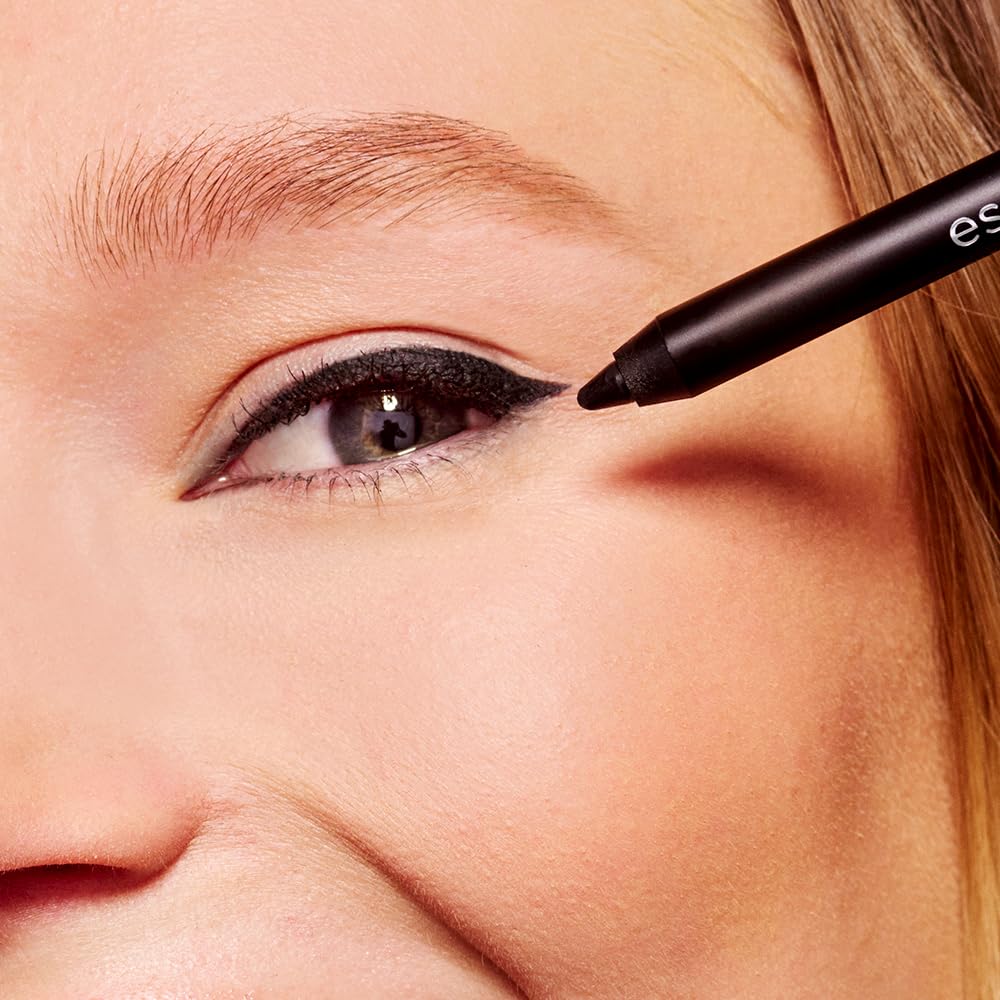essence | Stay & Play Gel Eyeliner | Super Soft Gel-like Texture | Waterproof & Longlasting | Vegan & Cruelty Free (01 Black Raven) - Image 3