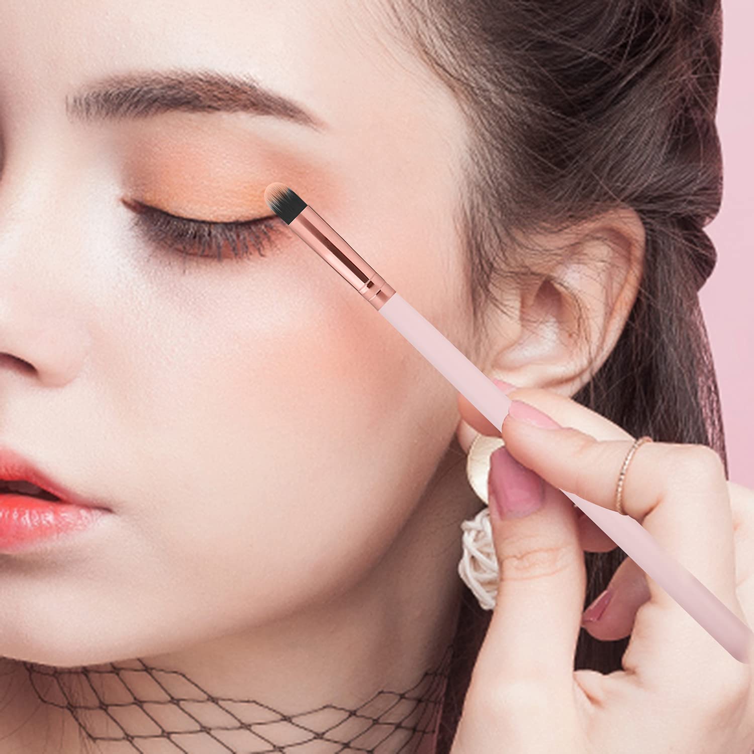 Real Perfection 16-Piece Makeup Brush Set with Eyebrow Razor and Synthetic Brushes - Image 8