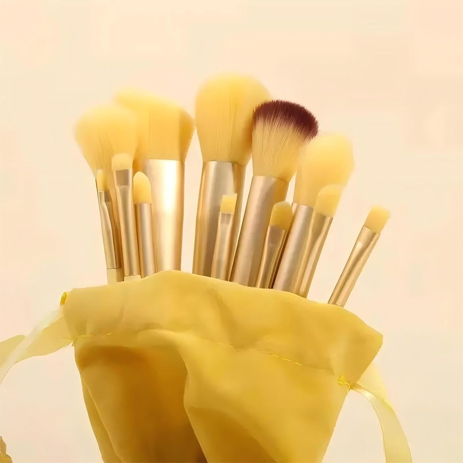 14 Pcs Makeup Brushes Makeup Kit With Beauty Makeup Sponge,Makeup Kit For Women Soft Fluffy Professional Cosmetic Foundation Powder Eyeshadow Kabuki Blending Make Up Brush Beauty Tool (Yellow) - Image 2