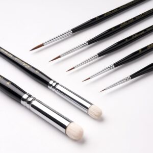 Kolinsky Sable Miniature Paint Brushes - Golden Maple 7pcs Detail Paint Brushes Drybrushes for Acrylic Watercolor, Small Fine Detail Paint Brush Set for Mini Paints (Black)