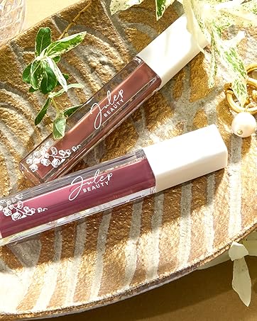 Lip Gloss Product