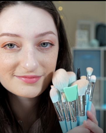 makeup brushes