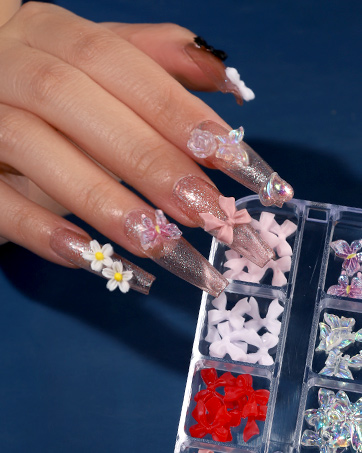 Gold Nail Charms Design