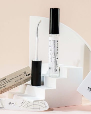 HONEST Eyelash Serum b2