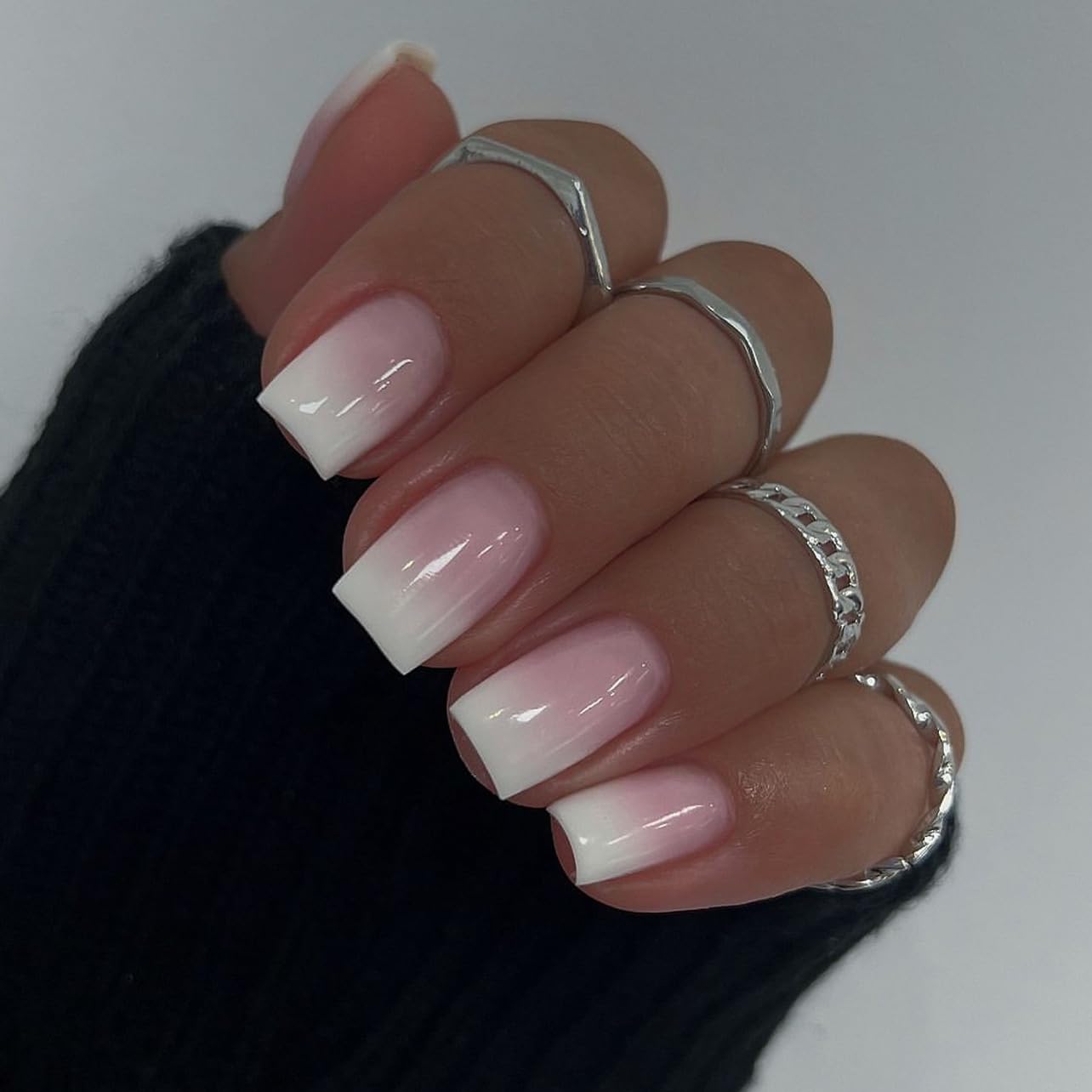 24Pcs Ombre Press on Nails Medium Square Acrylic Fake Nails Pink White Gradation Fake Nails Glossy False Nails Ombre Stick on Nails Full Cover Glue on Nails for Women Girls Nails Decoration