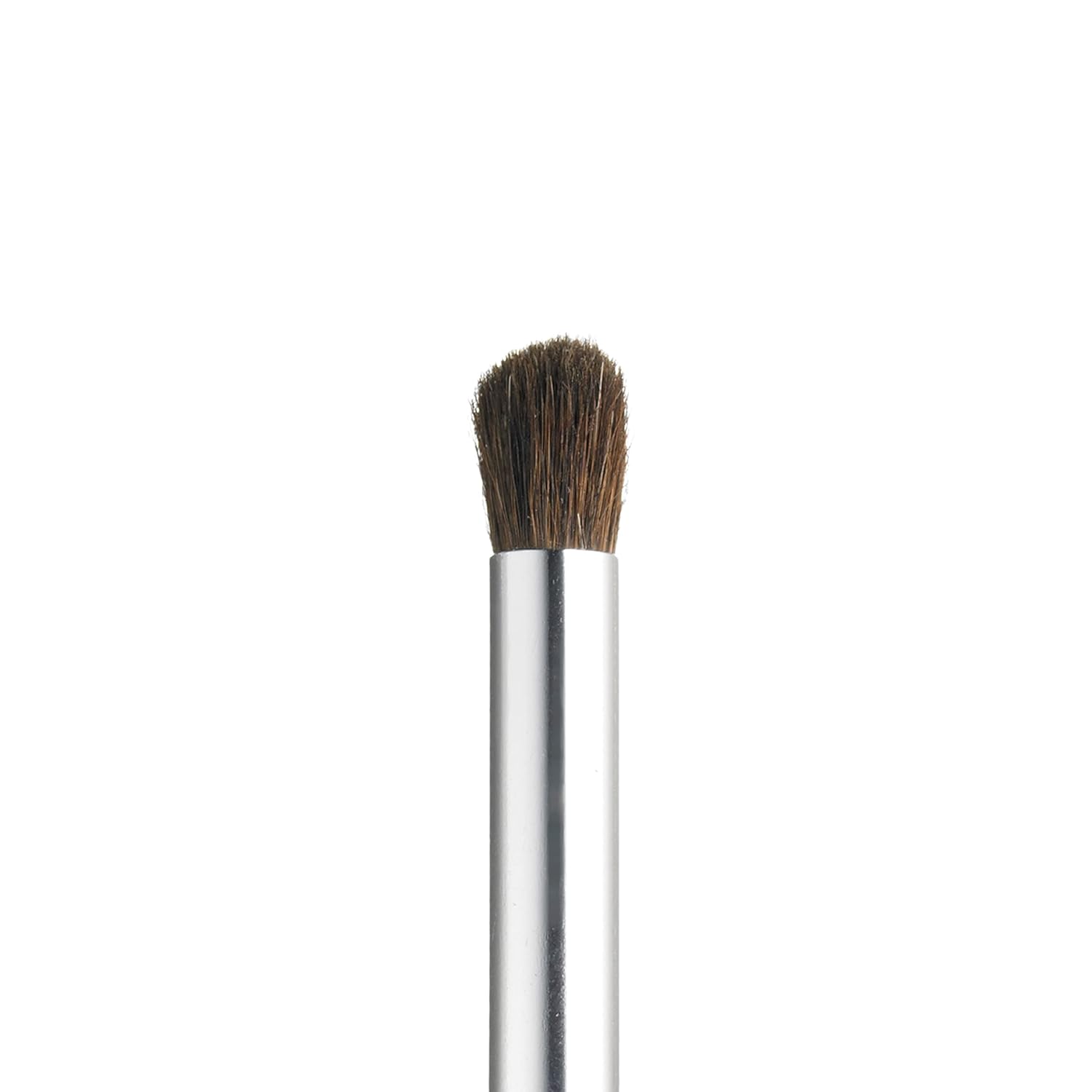 e.l.f. Blending Eye Brush, Softens Dramatic Edges & Fine Lines, For Eyeshadow, Eyeliner & Concealer (Pack of 1) - Image 2
