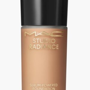 MAC Studio Radiance Serum Powered Foundation NW40