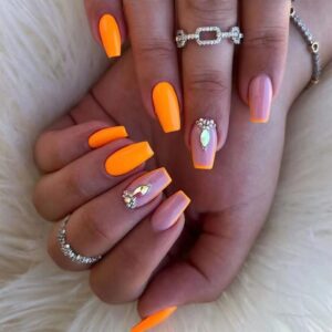 Press on Nails Medium, Fake Nails Coffin Acrylic False Orange Nails,Artificial Rhinestone Nails for Women and Girls 24 pcs