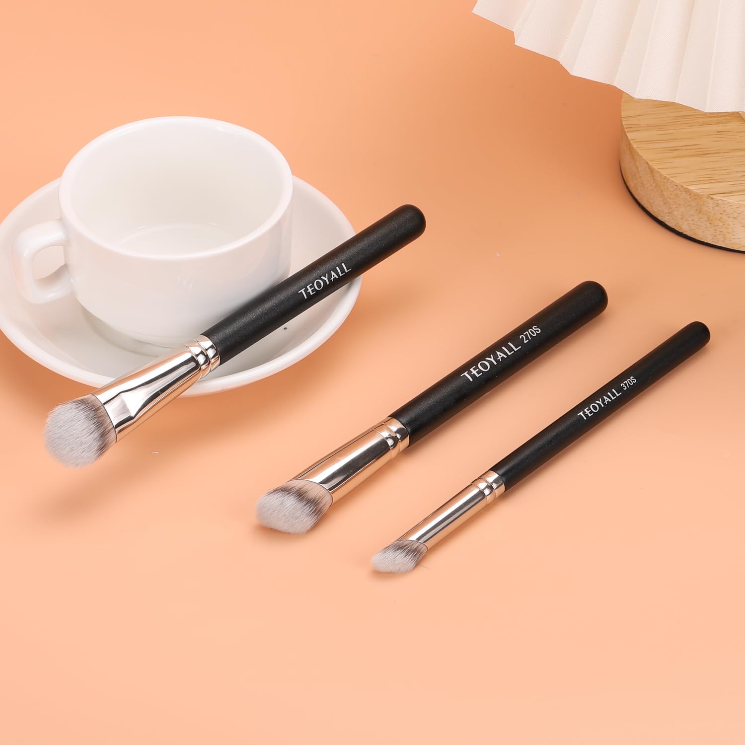 TEOYALL Contour Conceal Brush Set, 3PCS Angled Synthetic Under Eye Concealer Brush for Blending Setting Buffing with Liquid, Cream and Powder Cosmetic (270S/370S/Angled) - Image 6