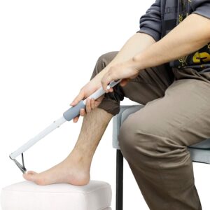 Long Handled Toenail Clippers for Seniors, Overweight, Obese, Pregnant and Waist Patients, 4mm Wide Jaw Opening, No Need to Bending, Cutting Very Easily.（16in/White）