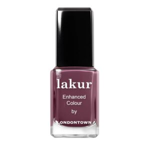 LONDONTOWN lakur Nail Polish - Chip-Resistant, Non-Toxic, Conditions & Hydrates Nails | Glossy Mauve Plum, Save the Queen, .40 fl oz