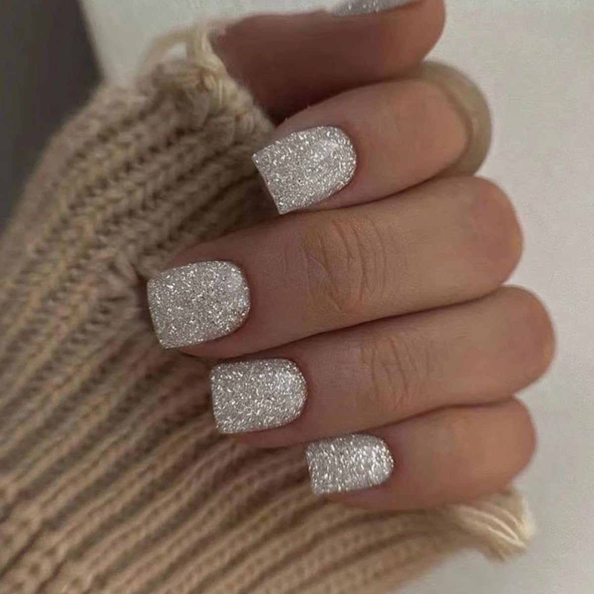 Silver Glitter Press on Nails Short Square Fake Nails Glossy Squoval False Nails with Designs Solid Color Acrylic Nails Set White Glitter Full Cover Glue on Nails for Women Nails Art Decoration 24Pcs