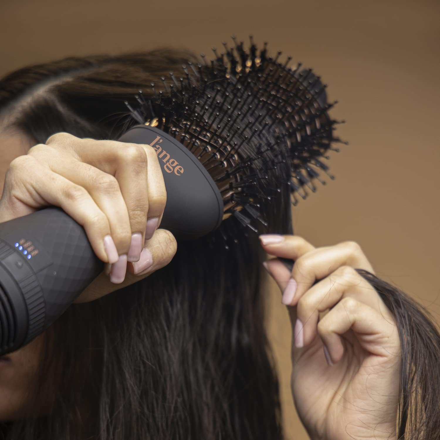 L'ANGE HAIR Le Volume 2-in-1 Titanium Blow Dryer Brush | Hot Air Brush in One with Oval Barrel | Hair Styler for Smooth, Frizz-Free Results for All Hair Types (Black - 60mm) - Image 3