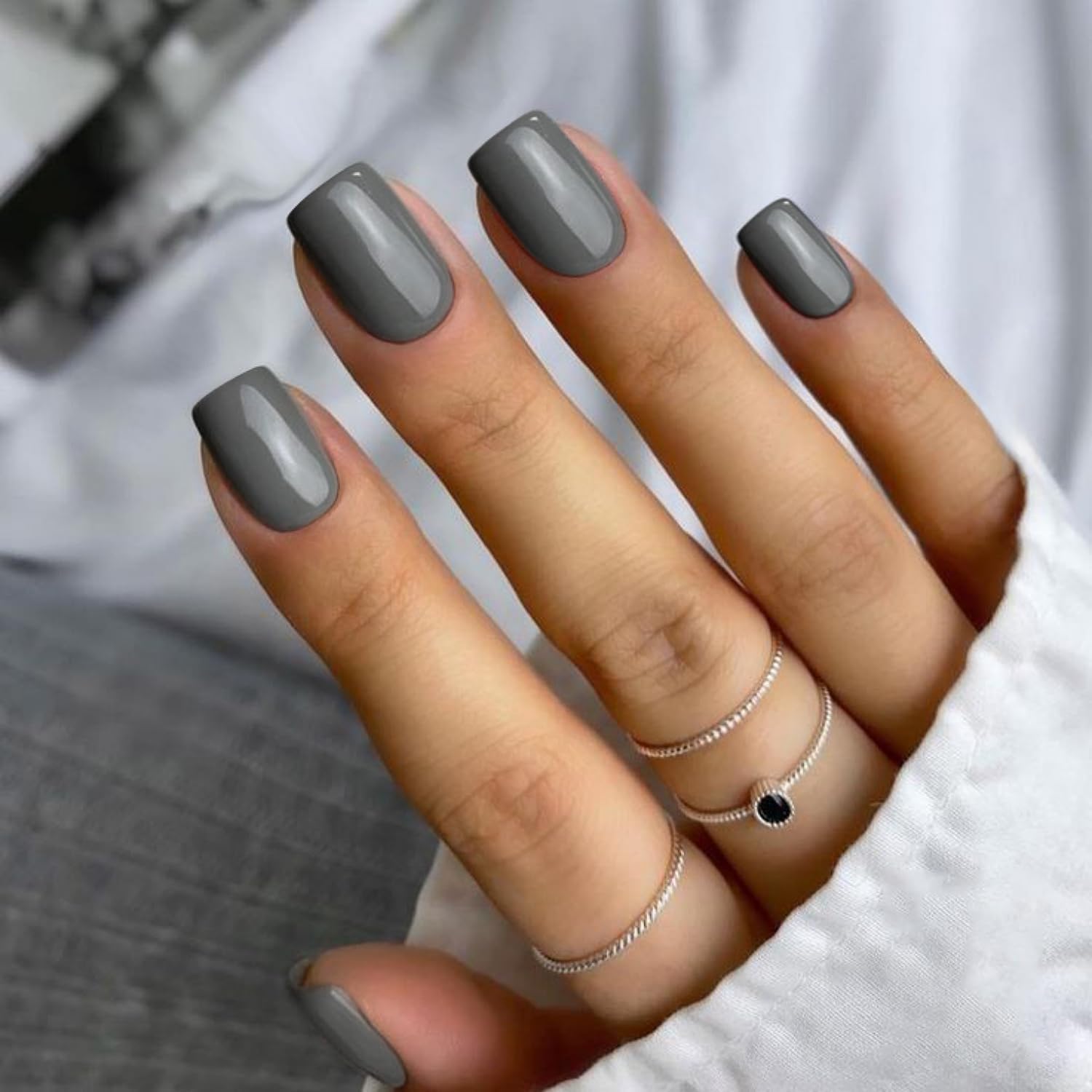 KQueenest Short Press On Nails - Square Grey Gel Nails Set, Dark Color, 24 Pcs
