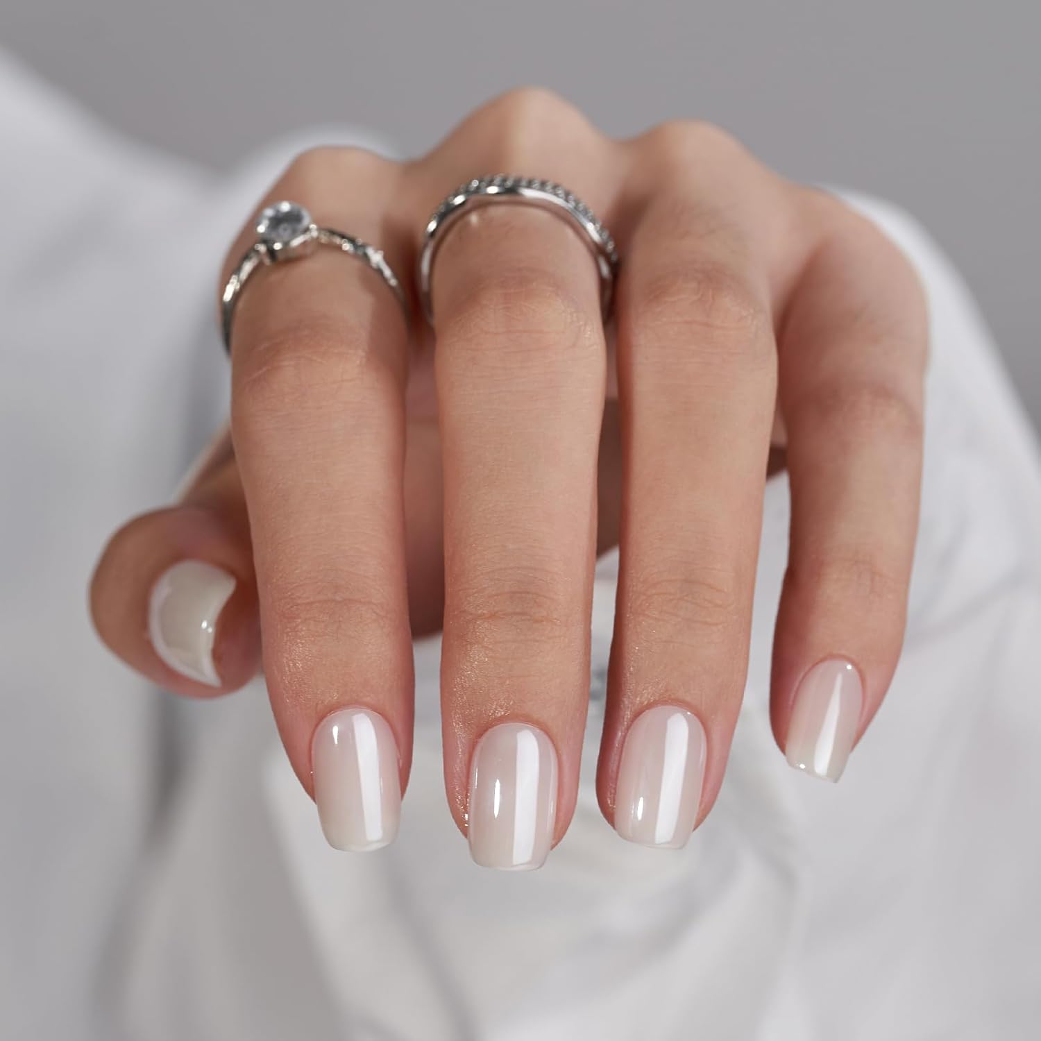 BTArtbox Press On Nails Short - White Soft Gel Press On Nails, Square Chrome Nail Tips Glue On Nails, Reusable Stick On Nails in 15 Sizes - 30 Soft Gel Fake Nails Kit, Vanilla Glazed