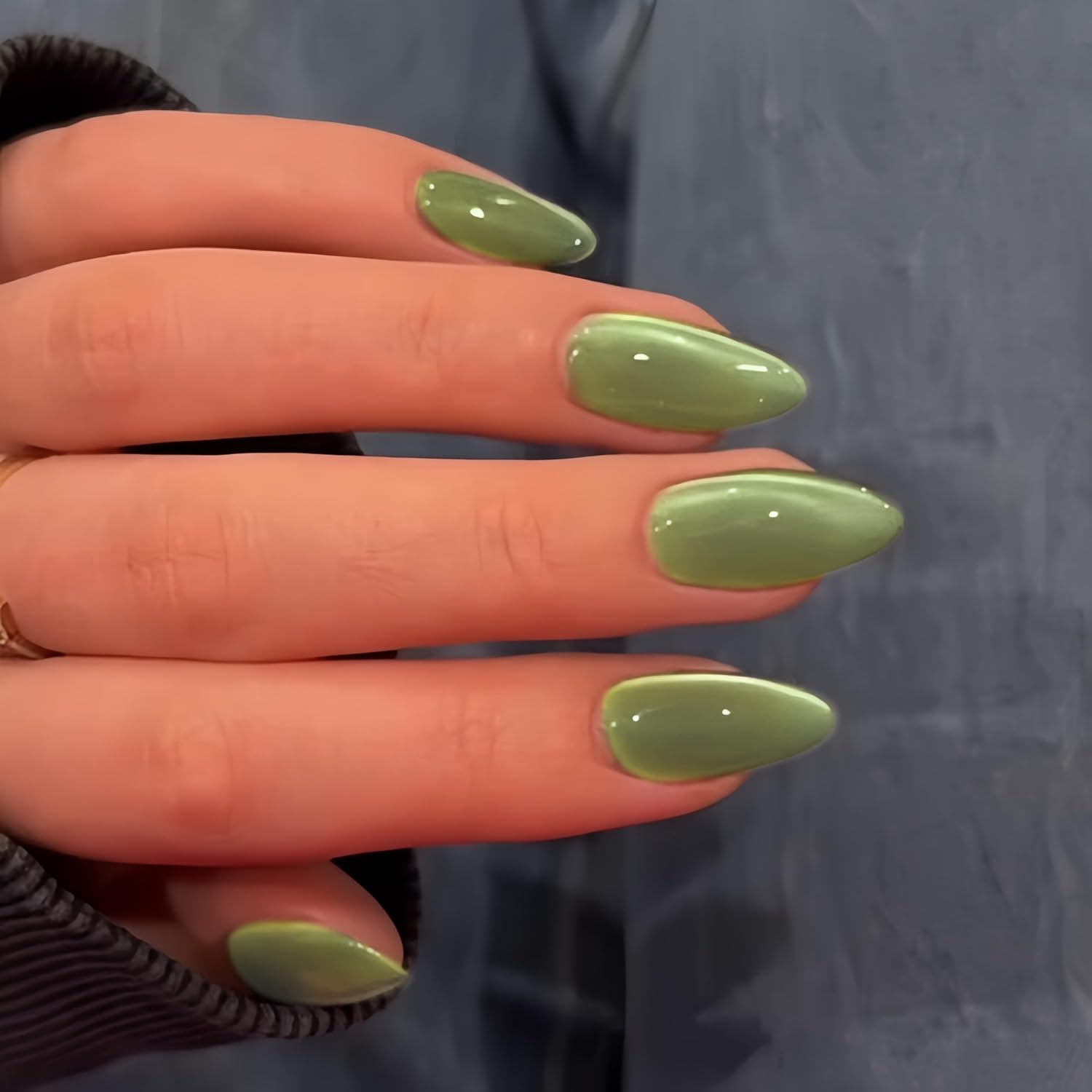 KQueenest Cat Eye Sage Green Press on Nails Almond Shape, 30 Pcs Glitter Fake Nails Medium, Thick Sparkly Glass Nails Press on, Shiny Acrylic Nails, Cute Bling Stick on Nails for Women - Image 2