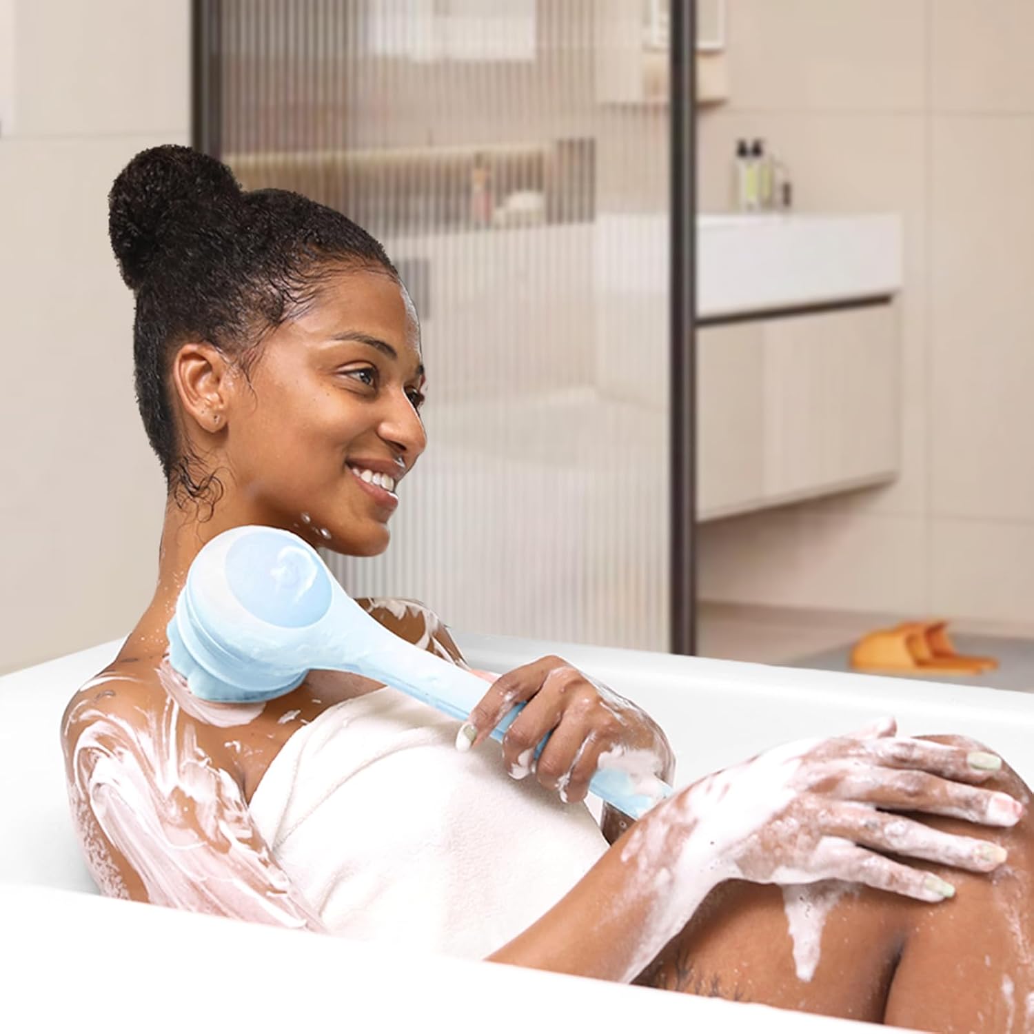 Electric Body Brush Back Scrubber for Shower, Waterproof Long Dual Handle Power Body Scrubber with 3 Heads, Rechargeable Bath Brush & 2 Speeds, for Cleansing, Exfoliating and Massaging Skin - Image 8