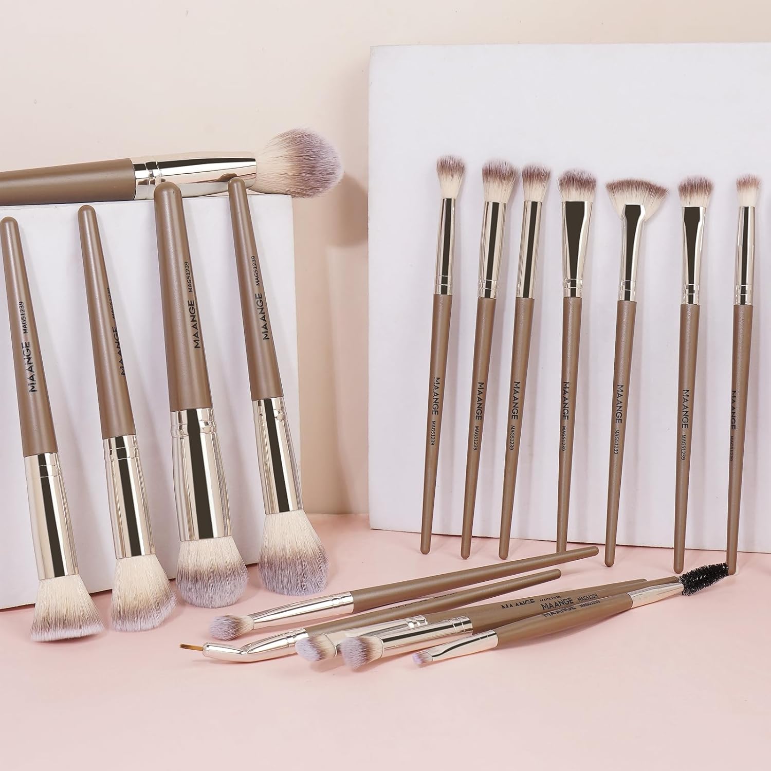 Make Up Brushes, MAANGE 18 Pcs Premium Synthetic Makeup Brushes Set Soft Foundation Powder Eyeliner Eye Shadow Makeup Brushes Professional (Champagne) - Image 6
