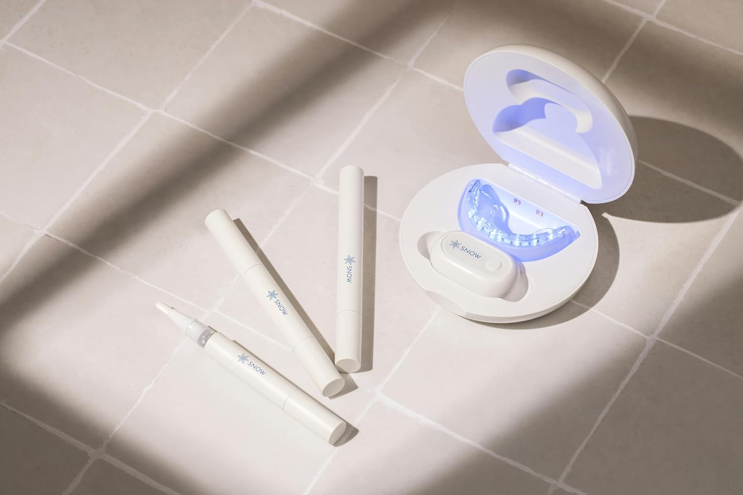 Snow Teeth Whitening Kit - Snow Teeth Whitening Serum and LED Mouthpiece Whitener, Formulated with Hydroxyapatite, Good for 6 Months - Wireless Kit with 3 Wands - Image 9