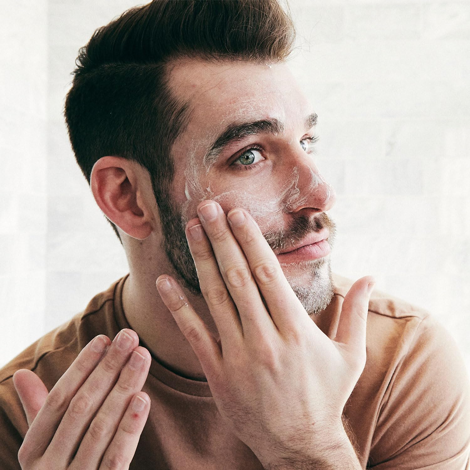 Brickell Men's Daily Defense SPF20 Face Moisturizer for Men, Natural & Organic, Zinc Oxide Face Moisturizing Mineral Sunscreen, Hydrates & Protects Skin Against Harmful UVA/B rays, 3.4oz, Unscented - Image 3