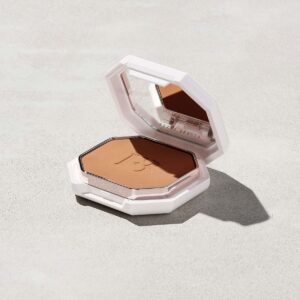 Fenty Beauty by Rihanna Pro Filt’r Soft Matte Longwear Powder Foundation 345