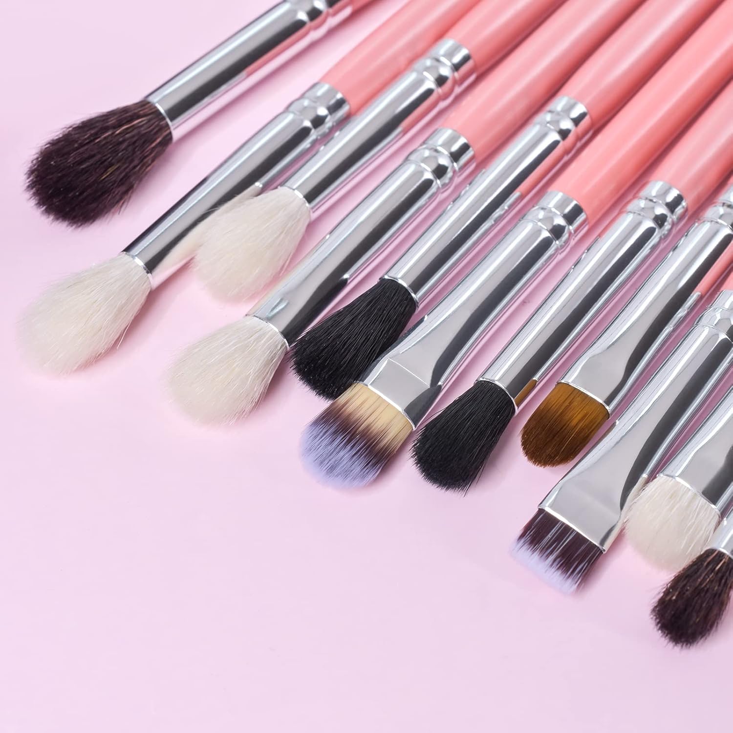 Bueart Design 26-Piece Pearl Pink Natural Goat Hair Makeup Brush Set - Image 6
