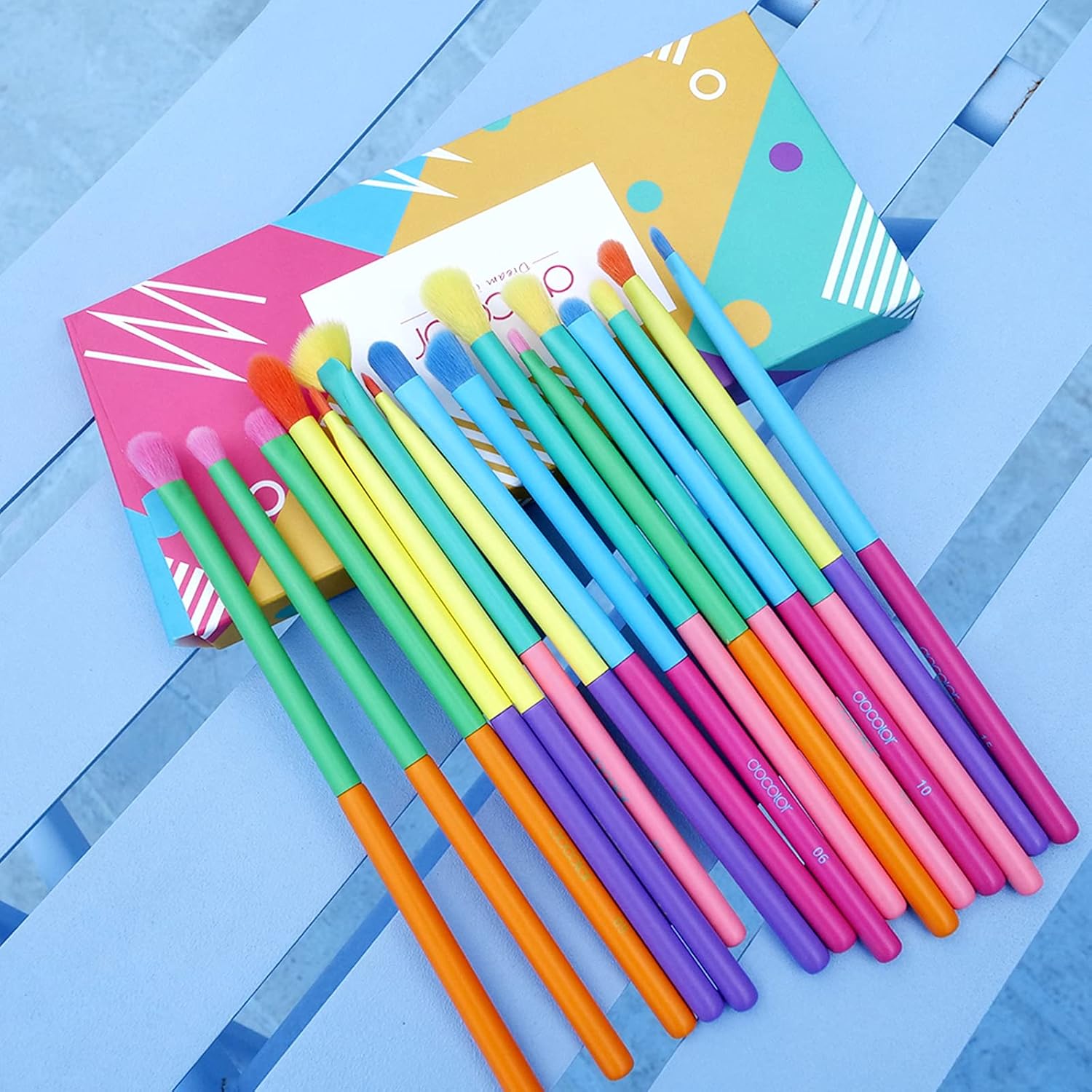 Docolor Eye Makeup Brushes 16pcs Colorful Eyeshadow Makeup Brush Set Professtional Eyeshadow Brushes with Soft Synthetic Hairs & Real Wood Handle for Eyeshadow, Eyebrow, Eyeliner, Blending - Image 5