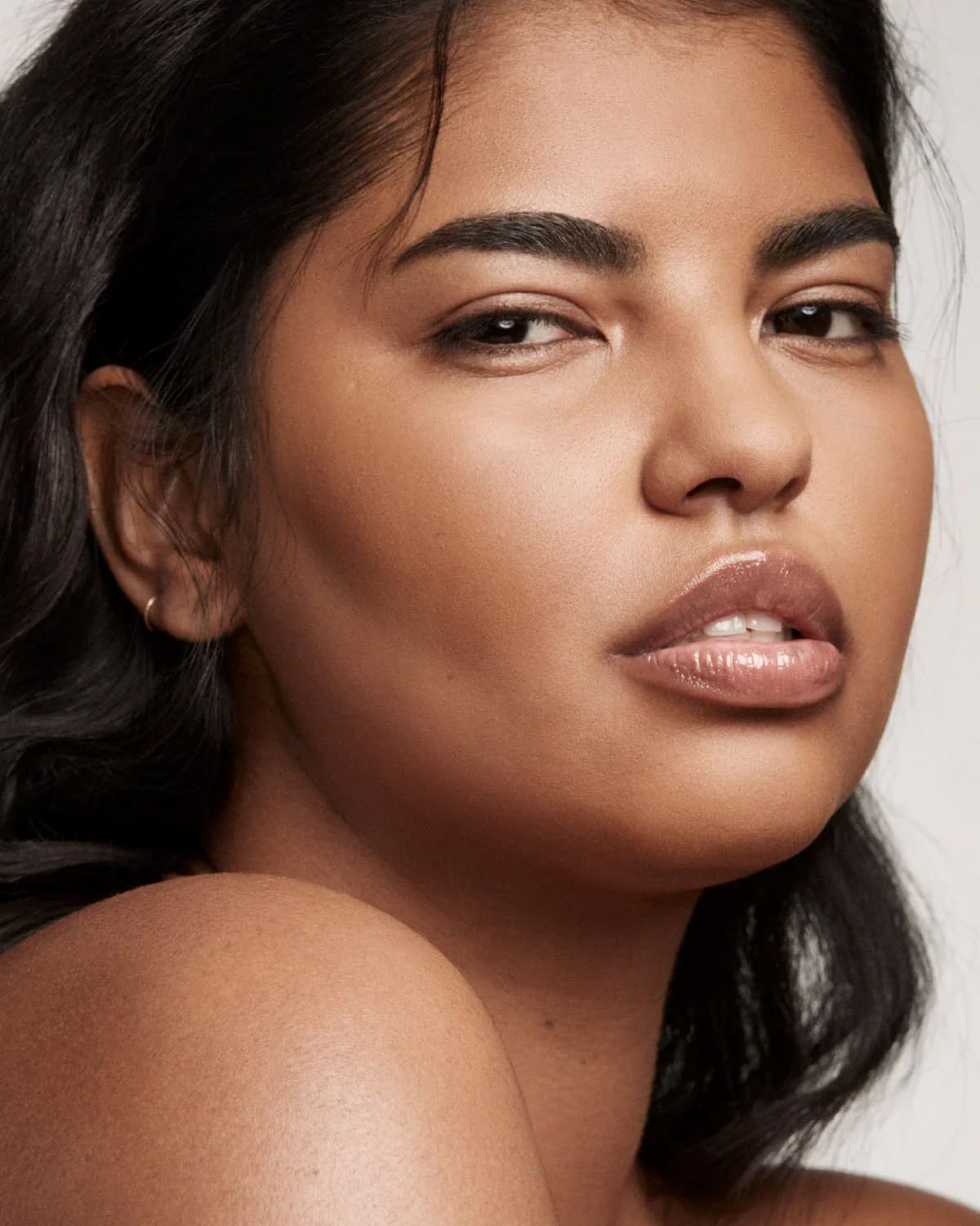 Fenty Beauty by Rihanna Pro Filt’r Soft Matte Longwear Powder Foundation 345 - Image 2