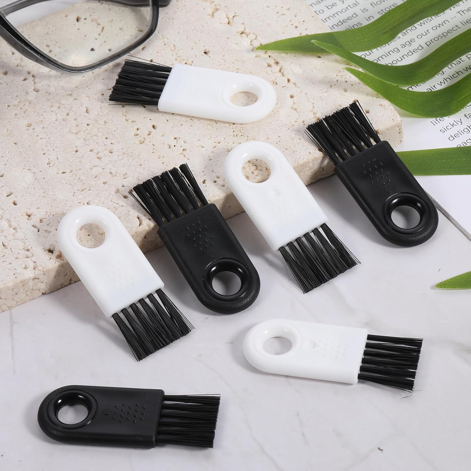 Shaver Cleaning Brush Set 16 Pieces Barber Clipper Brush Blade Trimmer Cleaning Brush Set Nylon Hair Durable Stable for Electric Hair Clippers Household Cleaning Computer Accessories - Black&White - Image 7