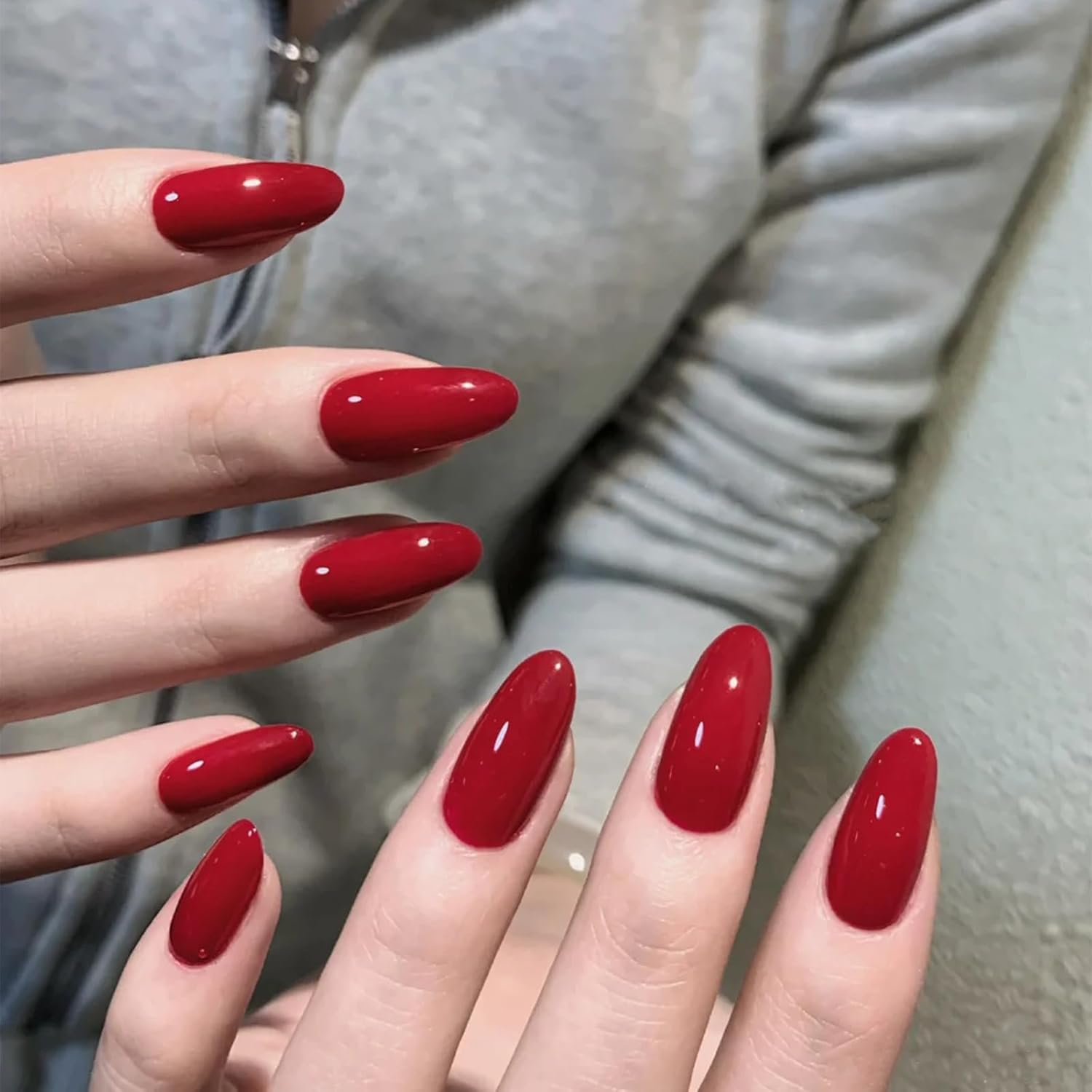 COSMOO 13ml Red Quick Dry Nail Polish, Red Vegan Chip-Resistant Long-Lasting Nail Lacquer for Nail Art Varnish, 0.43 fl oz - Image 3