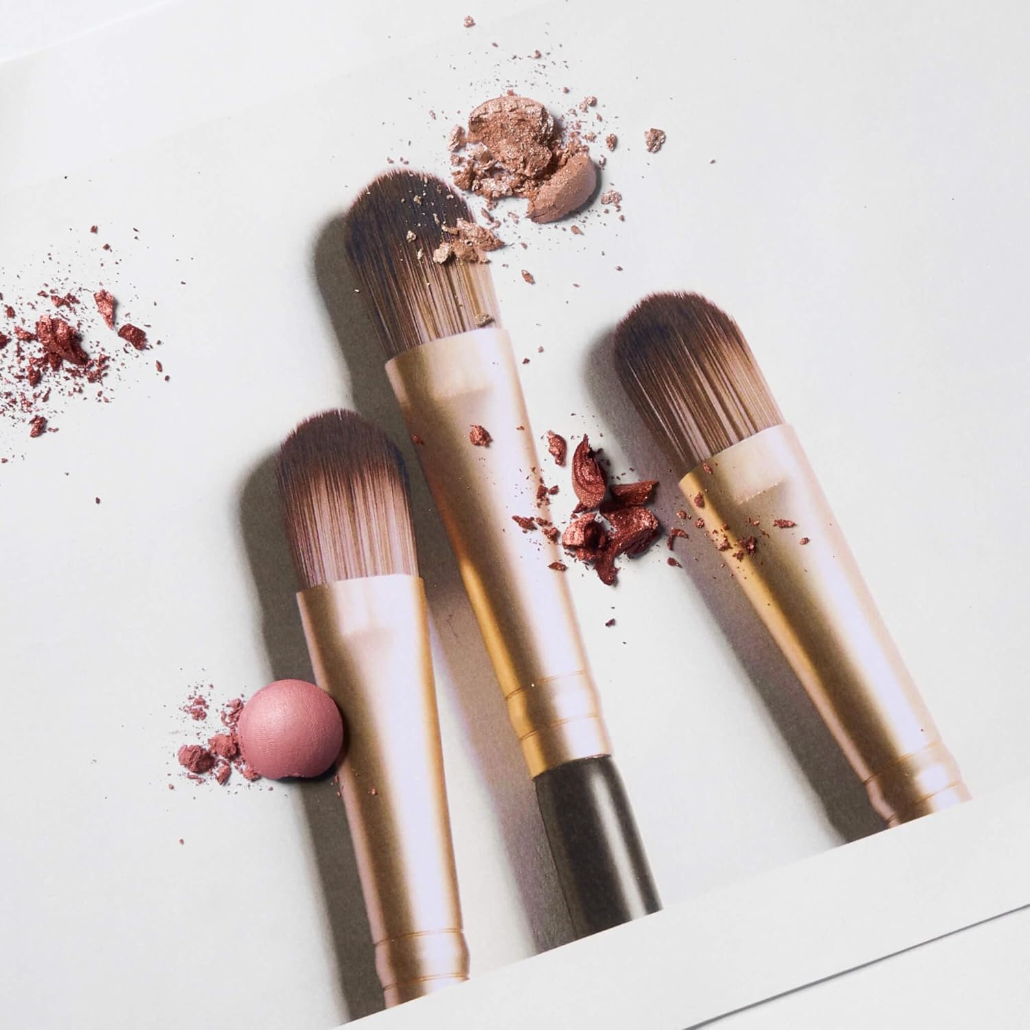 LAURA GELLER NEW YORK Dual-Ended Eyeshadow Brush - Domed Shader & Blending Brush for Baked and Pressed Eyeshadow Application - All Over Eye Makeup Brush - Image 6