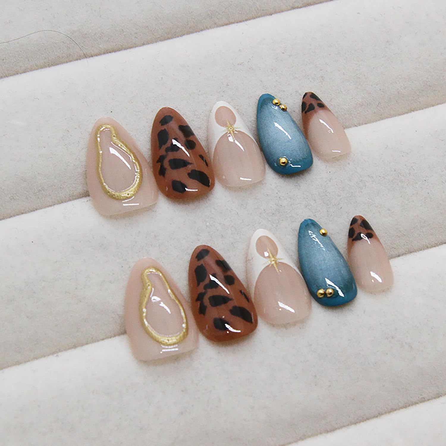24 Pcs Almond Press on Nails Medium Length Fake Nails with Glue French Tip False Nails with Leopard Pattern Design Artificial Acrylic Nails Press ons Reusable Almond Nails Glue on Nails for Women - Image 4