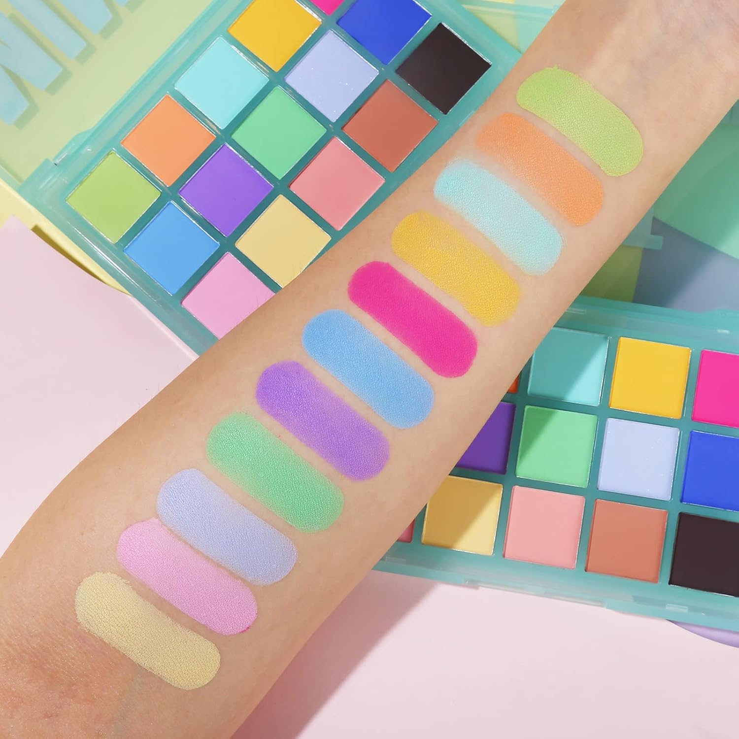 UCANBE Colorful Matte Makeup Eyeshadow Palette, 15 Shades Vibrant MACARON Pastel Eye Shadow Pallet, High Pigmented Blendable Rainbow Make Up Plattet Kit - Mint Candy - Image 5