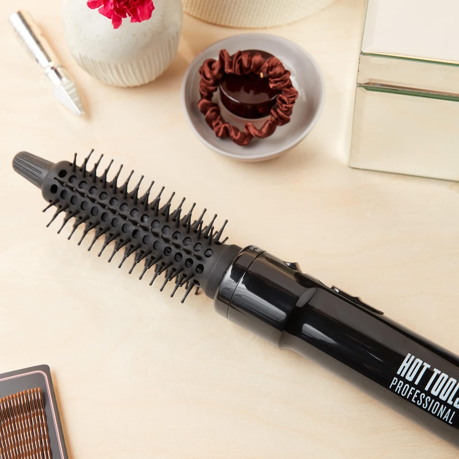 Hot Tools Pro Artist Hot Air Styling Brush | Style, Curl and Touch Ups (1”) Black - Image 6