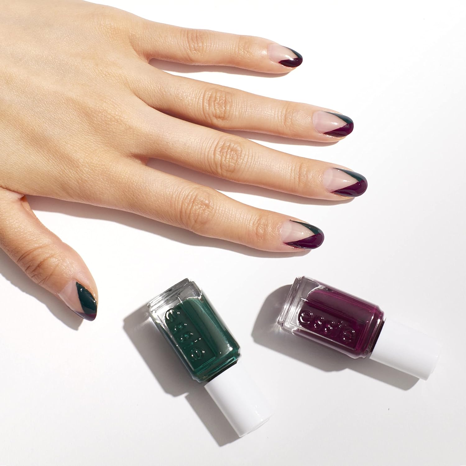 Esie Salon-Quality Nail Polish, Vegan, 4 Piece Longwear Nail Polish Set, The Express: Polar Bolds, 1 Kit - Image 6