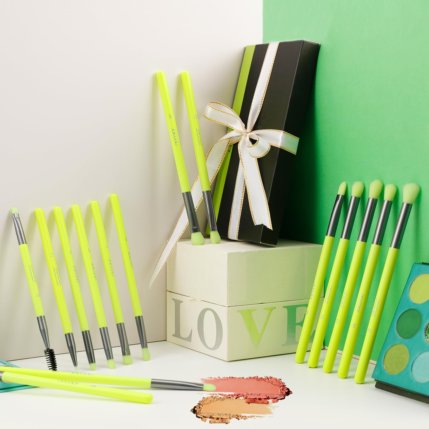 Docolor Eyeshadow Brush Set 15Pcs Eye Makeup Brushes Professional Makeup Brush Set Eye Shadow Blending Concealer Eyebrow Eyelash Eye Liners Premium Synthetic Eyeshadow Crease Brow Brush, Neon Green - Image 6