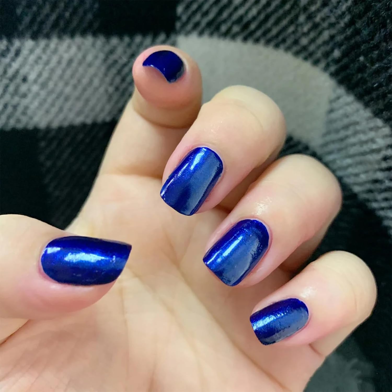 COSMOO Blue Nail Polish, 12ml Quick Dry Nail Lacquer, Super Lustrous Nail Enamel Polish, Shimmer Iridescent Ultrachrome Art Varnish, 0.41 fl oz - Image 6