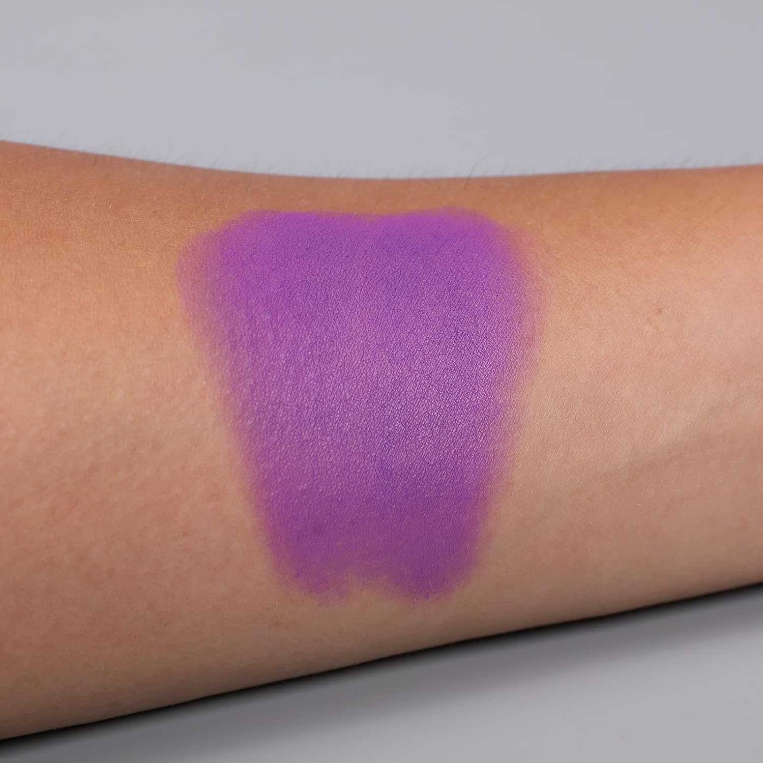 IS'MINE Single Purple Matte Eyeshadow Powder Palette High Pigment, Longwear, Intense Color Best Purple Eyeshadow (0.1 Ounce) - Image 6