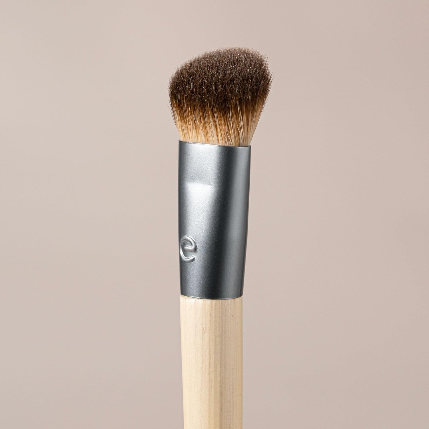 EcoTools Precision Concealer Makeup Brush, For Concealing Under Eyes & Imperfections, Sculpt Skin, Works With Liquid & Cream Makeup, Synthetic Bristles, Cruelty-Free & Vegan, 1 Count - Image 9
