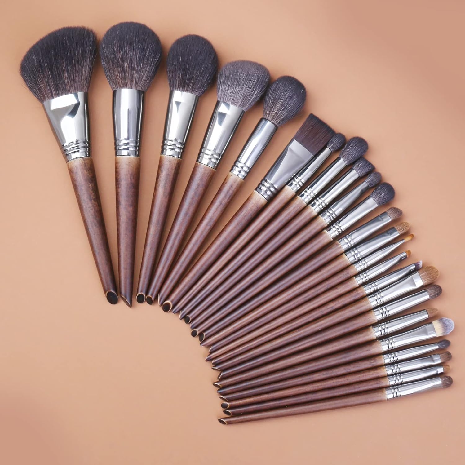 Deluxe Natural Goat Hair Makeup Brush Set with Case, Luxury ENZO KEN Cosmetic Brushes Makeup Set, Natural Makeup Brushes, Natural Bristle Makeup Brushes, Natural Hair Makeup Brushes Set Professional. - Image 9