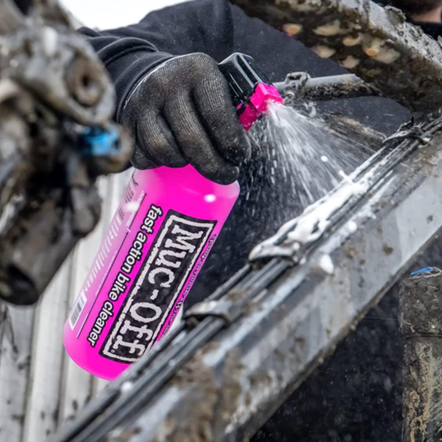 Muc-Off Nano Tech Bike Cleaner 206 5 Piece Premium Brush Kit - Includes 5 Bike Cleaning Brushes With Durable Nylon Bristles And Ergonomic Rubberised Handles To Minimise Impact - Image 3