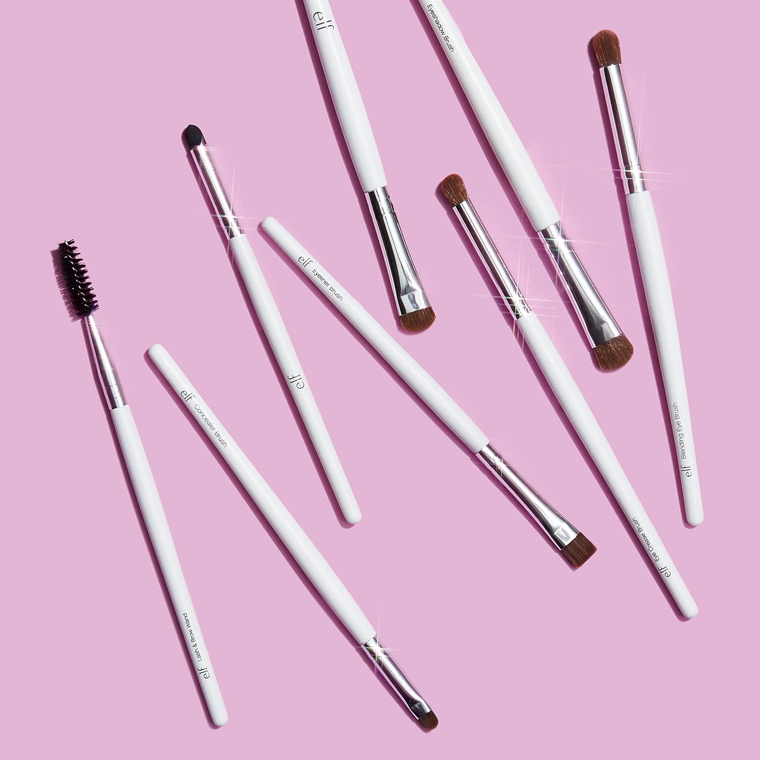 e.l.f. Blending Eye Brush, Softens Dramatic Edges & Fine Lines, For Eyeshadow, Eyeliner & Concealer (Pack of 1) - Image 3