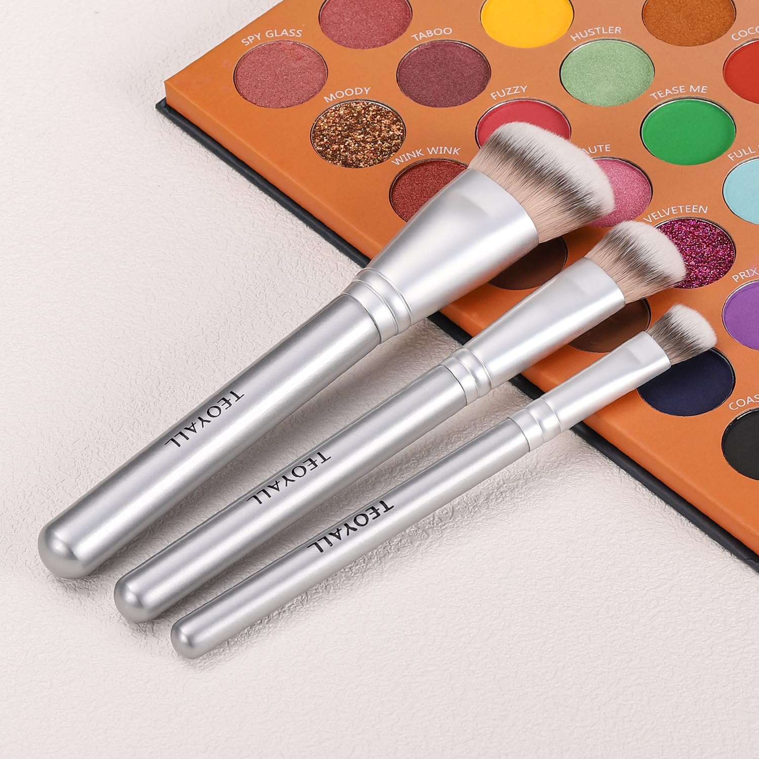 TEOYALL Under-Eye Concealer Brush, Small Flat Angled Synthetic Bristles Flawless Coverage Multitask Brush with Liquid Cream Powder - Image 7